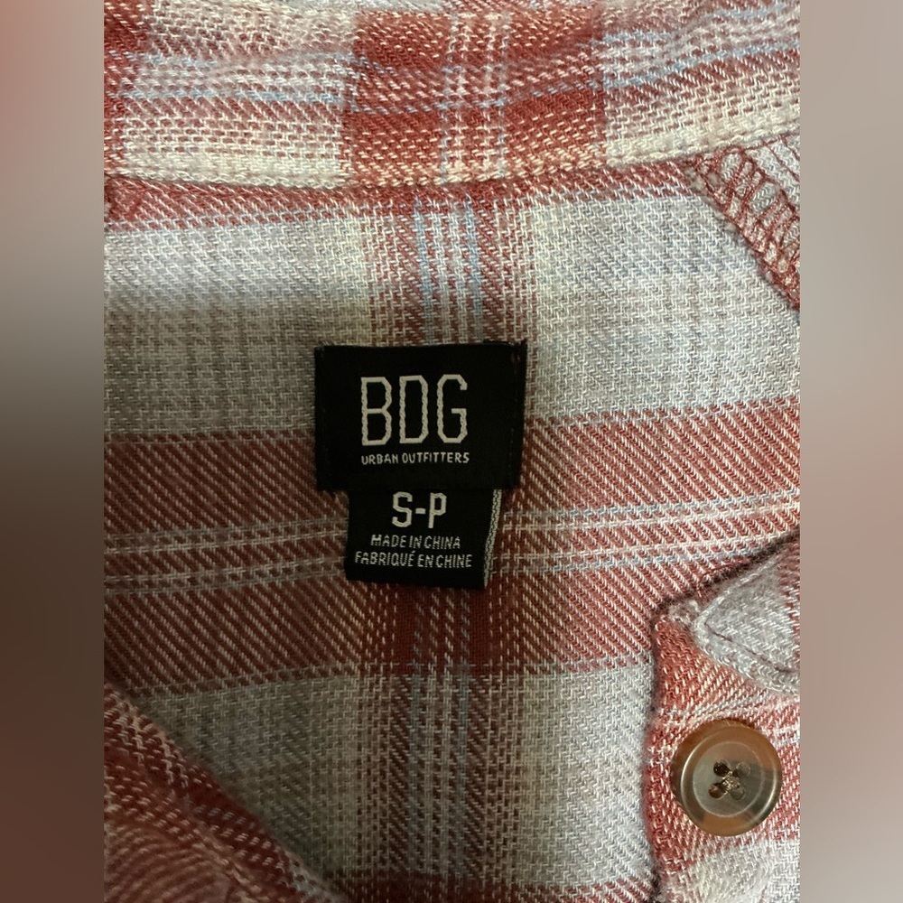 EUC BDG Urban Outfitters Brandon Plaid High-low Flannel Button-up Shirt S/P - Picture 13 of 15